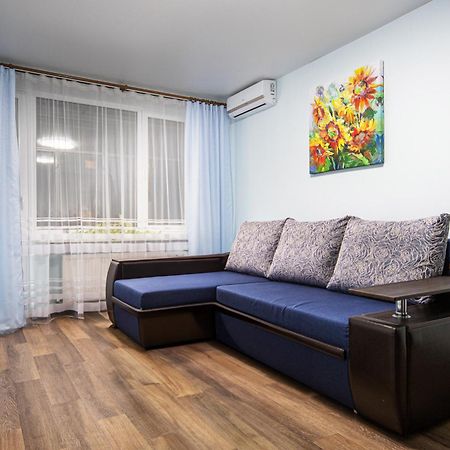Central Park Apartment Lviv Exteriör bild