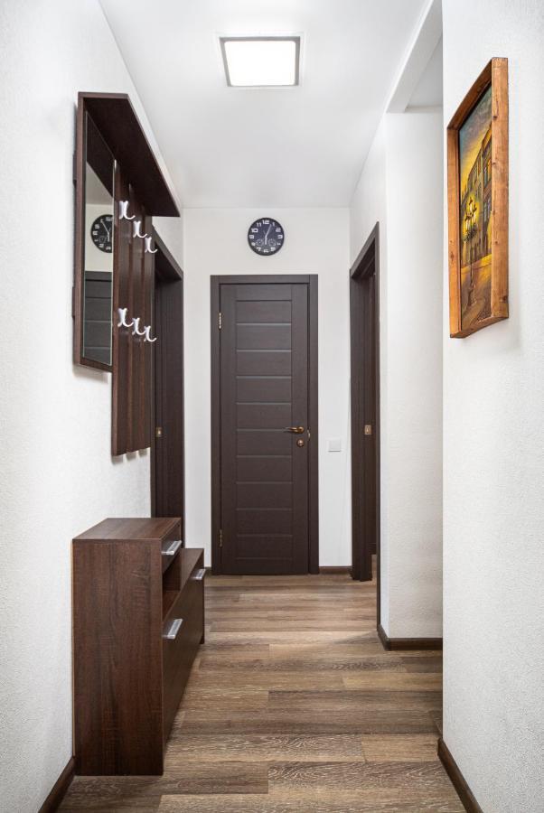 Central Park Apartment Lviv Exteriör bild